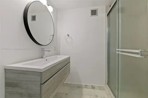 2751 S Ocean Drive Hollywood FL 33019