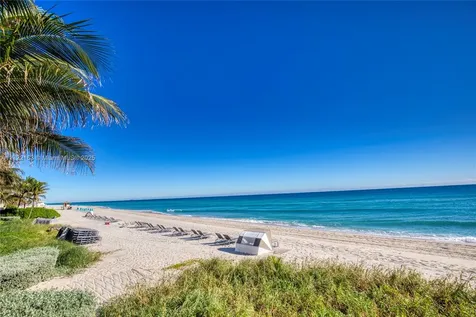 2751 S Ocean Drive Hollywood FL 33019