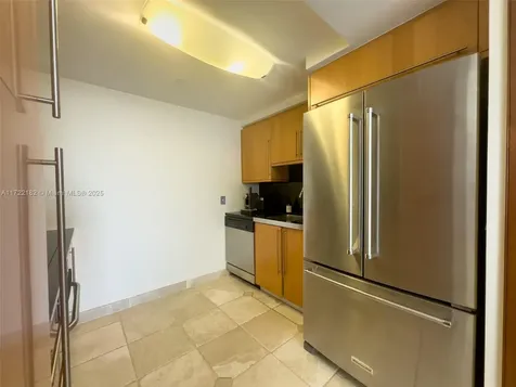 6365 Collins Avenue Miami Beach FL 33141