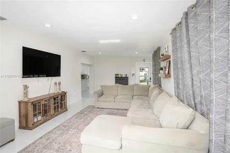 18915 NW 44th Court Miami Gardens FL 33055