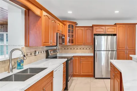 1320 NE 205th Terrace Miami FL 33179