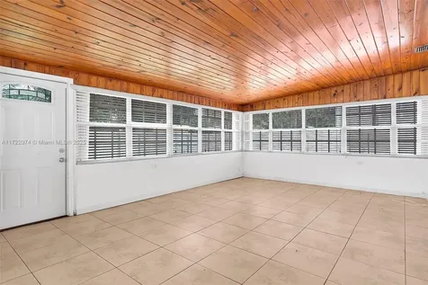 1320 NE 205th Terrace Miami FL 33179