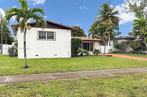 1320 NE 205th Terrace Miami FL 33179