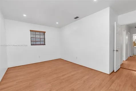 1320 NE 205th Terrace Miami FL 33179