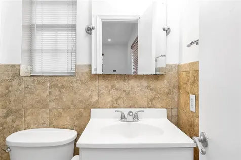 1320 NE 205th Terrace Miami FL 33179