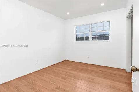 1320 NE 205th Terrace Miami FL 33179