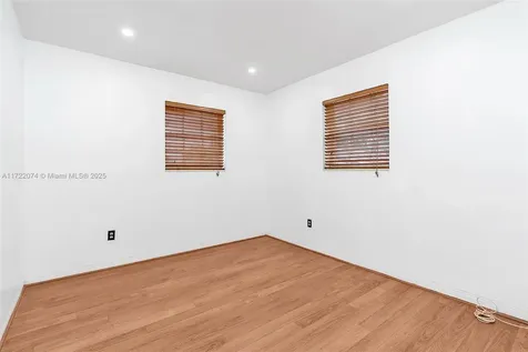 1320 NE 205th Terrace Miami FL 33179