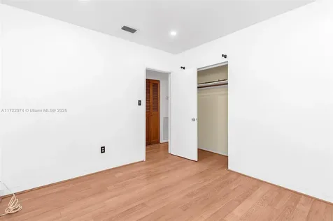 1320 NE 205th Terrace Miami FL 33179