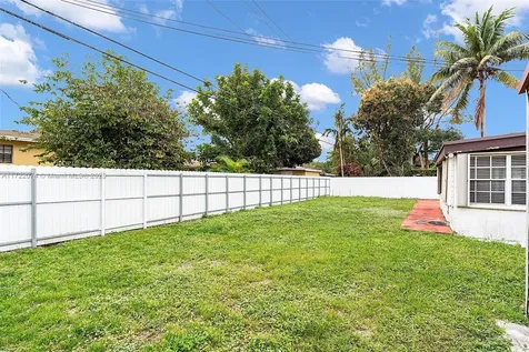 1320 NE 205th Terrace Miami FL 33179