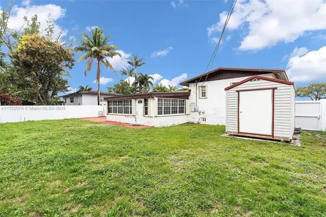 1320 NE 205th Terrace Miami FL 33179