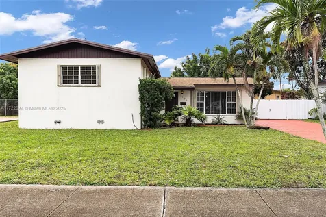1320 NE 205th Terrace Miami FL 33179