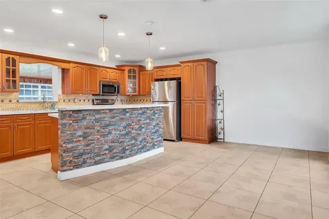 1320 NE 205th Terrace Miami FL 33179