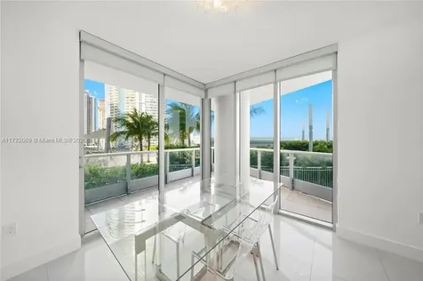 900 Biscayne Boulevard Miami FL 33132