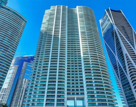 900 Biscayne Boulevard Miami FL 33132