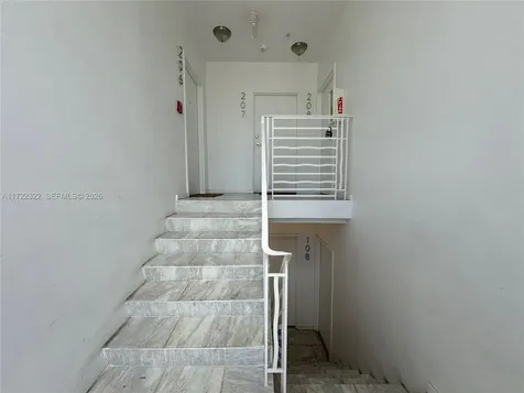 810 7th Street Miami Beach FL 33139