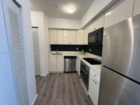 810 7th Street Miami Beach FL 33139