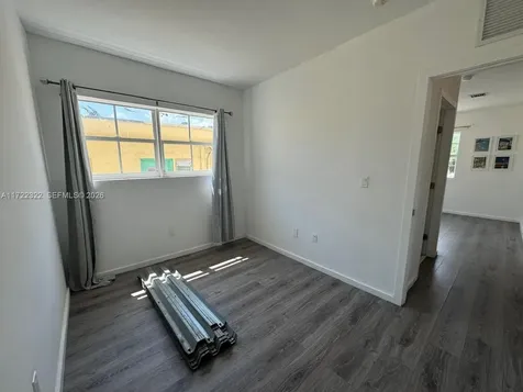 810 7th Street Miami Beach FL 33139