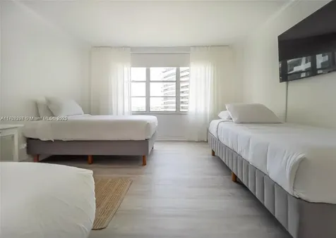 5161 Collins Avenue Miami Beach FL 33140