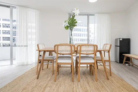5161 Collins Avenue Miami Beach FL 33140