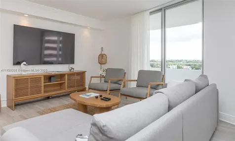 5161 Collins Avenue Miami Beach FL 33140