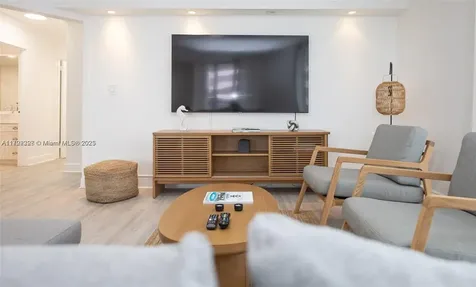 5161 Collins Avenue Miami Beach FL 33140