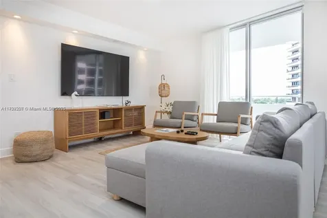 5161 Collins Avenue Miami Beach FL 33140