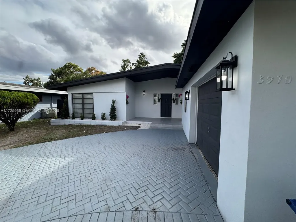 3970 NW 190th Street Miami Gardens FL 33055