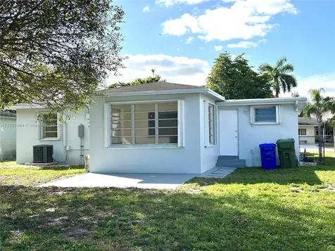 309 SW 67th Terrace Pembroke Pines FL 33023