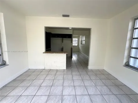 309 SW 67th Terrace Pembroke Pines FL 33023