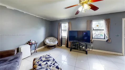 324 SW 16th Terrace Homestead FL 33030