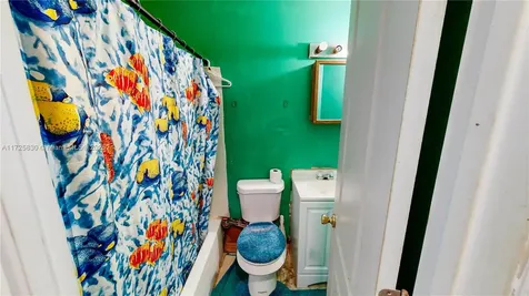 324 SW 16th Terrace Homestead FL 33030