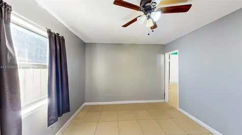 324 SW 16th Terrace Homestead FL 33030