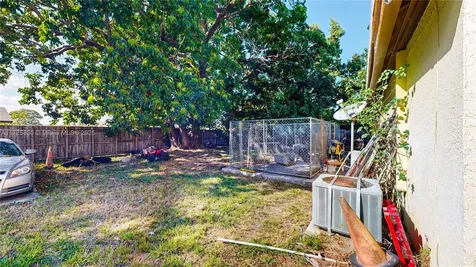 324 SW 16th Terrace Homestead FL 33030