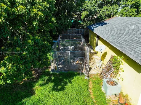 324 SW 16th Terrace Homestead FL 33030