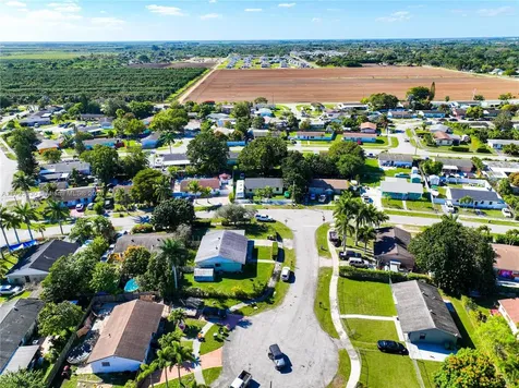 324 SW 16th Terrace Homestead FL 33030