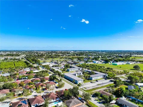 324 SW 16th Terrace Homestead FL 33030