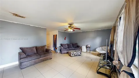 324 SW 16th Terrace Homestead FL 33030
