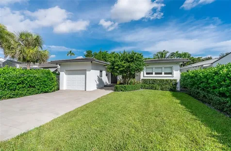 5871 SW 27th Street Miami FL 33155