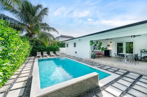 5871 SW 27th Street Miami FL 33155