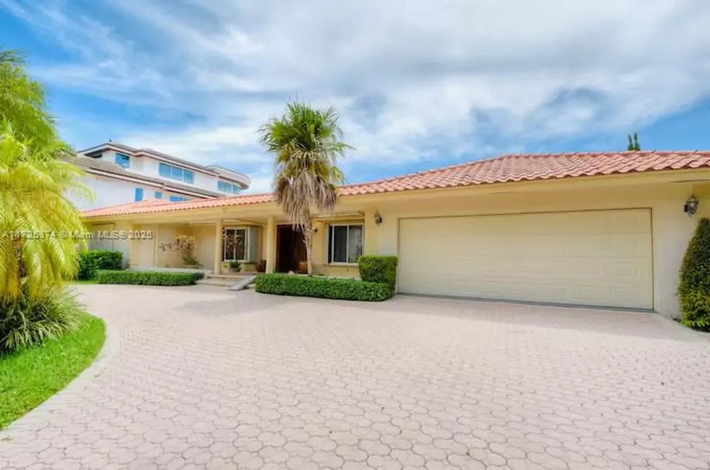 12 Isla Bahia Drive Fort Lauderdale FL 33316