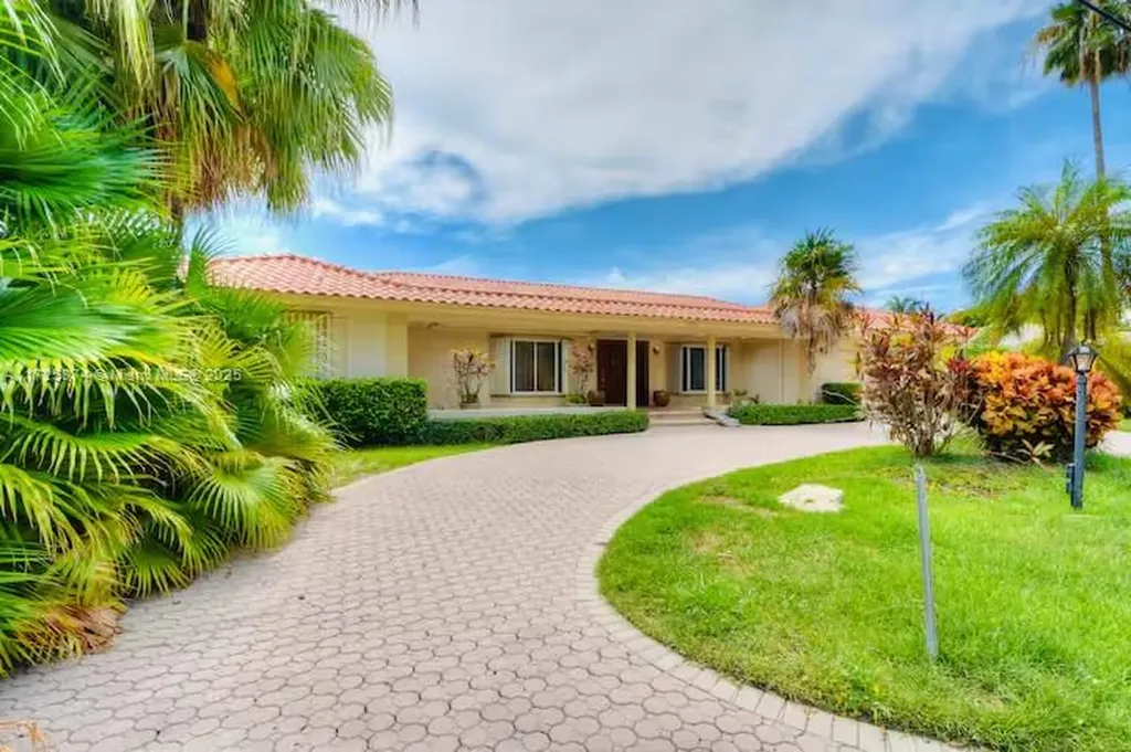 12 Isla Bahia Drive Fort Lauderdale FL 33316