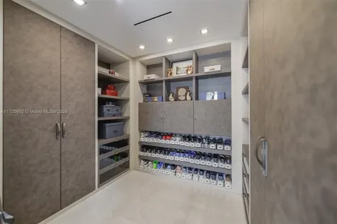 17141 Collins Avenue Sunny Isles Beach FL 33160