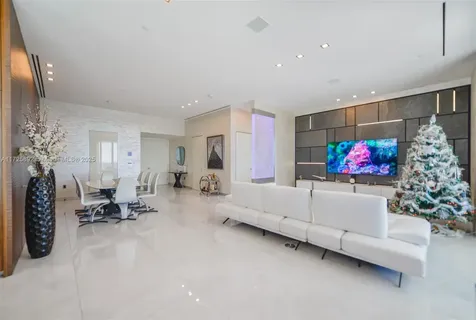 17141 Collins Avenue Sunny Isles Beach FL 33160