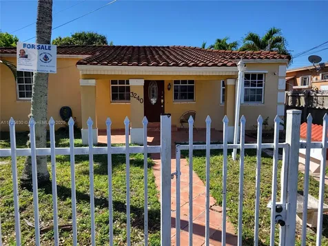 3240 NW 18th Street Miami FL 33125