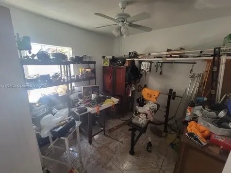 3240 NW 18th Street Miami FL 33125