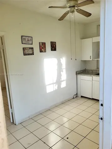 3240 NW 18th Street Miami FL 33125