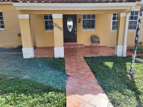 3240 NW 18th Street Miami FL 33125