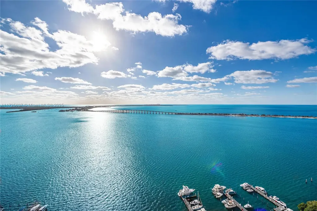 1541 Brickell Avenue Miami FL 33129