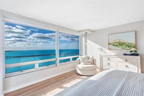 1541 Brickell Avenue Miami FL 33129