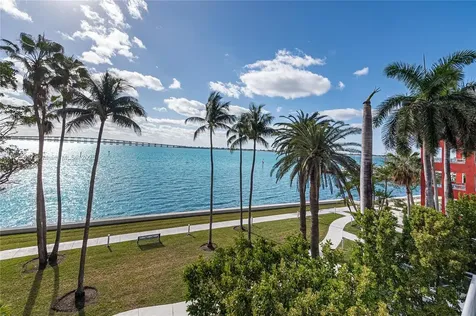 1541 Brickell Avenue Miami FL 33129